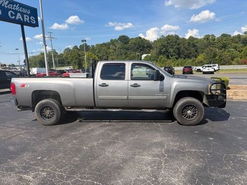 Used 2008 Chevrolet Silverado 3500 LT w/ Suspension Package, Off-Road AWD/4WD image 2