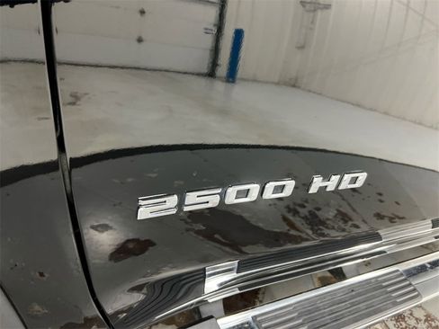 Used 2024 Chevrolet Silverado 2500 LT image 27