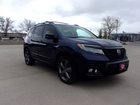 Used 2020 Honda Passport Touring image 4
