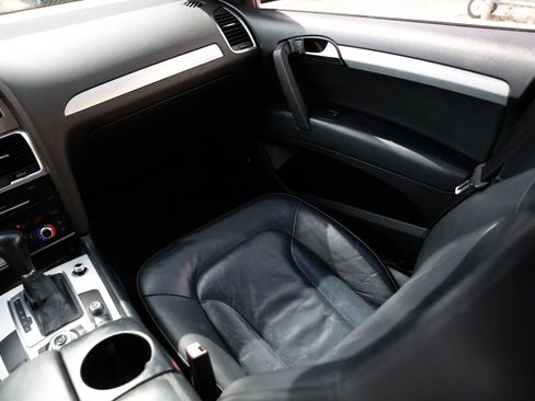 Used 2010 Audi Q7 3.6 Premium image 16