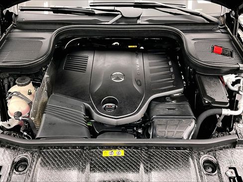 Used 2026 Mercedes-Benz GLE 450 4MATIC image 9