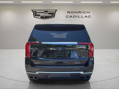 Used 2026 GMC Yukon XL Denali w/ Denali Reserve Package AWD/4WD image 6