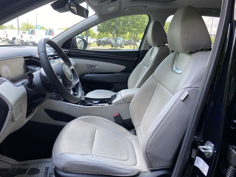 Used 2022 Hyundai Tucson SEL w/ Convenience + Premium Package FWD image 16
