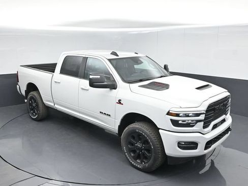 New 2026 RAM 2500 Laramie w/ Night Edition AWD/4WD image 31