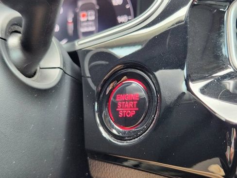 Used 2022 Honda Civic Touring image 22
