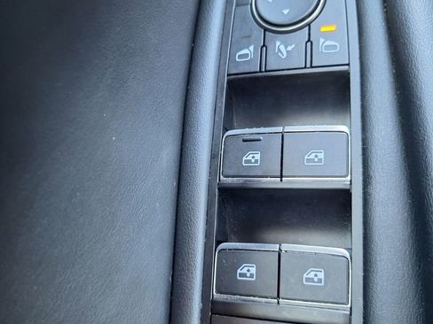 Used 2025 INFINITI QX60 Pure image 18