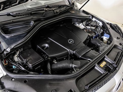 Used 2015 Mercedes-Benz GL 320 BlueTEC 4MATIC image 57