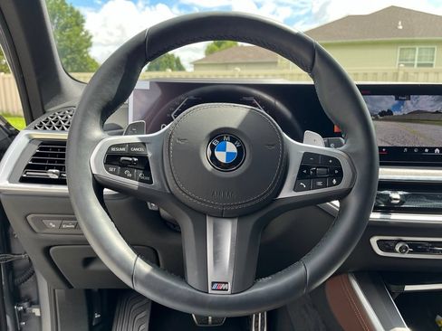 Used 2026 BMW X5 xDrive40i w/ M Sport Package AWD/4WD image 32