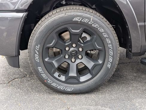 New 2026 RAM 1500 Big Horn AWD/4WD image 11