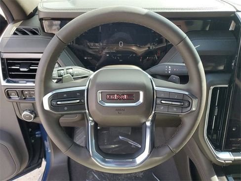 New 2026 GMC Yukon XL Elevation image 21