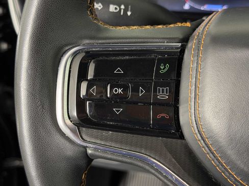 Used 2024 Jeep Grand Wagoneer L Series III w/ Rear Seat Video Group 1 AWD/4WD image 29