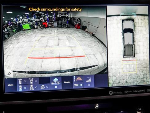 Used 2024 Toyota Tundra Limited image 29