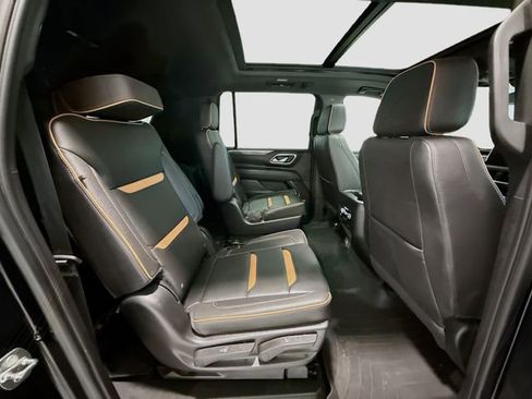 Used 2023 GMC Yukon XL AT4 w/ Technology Package image 26