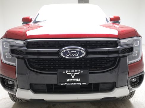 Used 2025 Ford Ranger Lariat w/ Trailer Tow Package RWD image 8