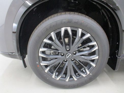 New 2026 Nissan Rogue Platinum w/ Platinum Premium Package image 12