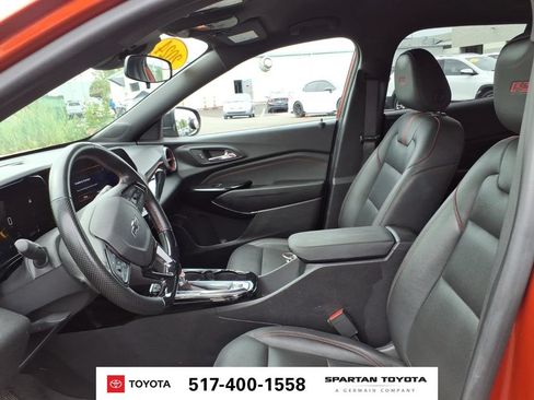 Used 2024 Chevrolet Trax RS w/ Driver Confidence Package FWD image 14