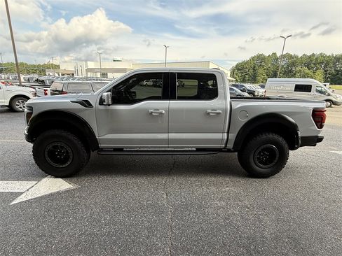 Used 2025 Ford F150 Raptor image 4