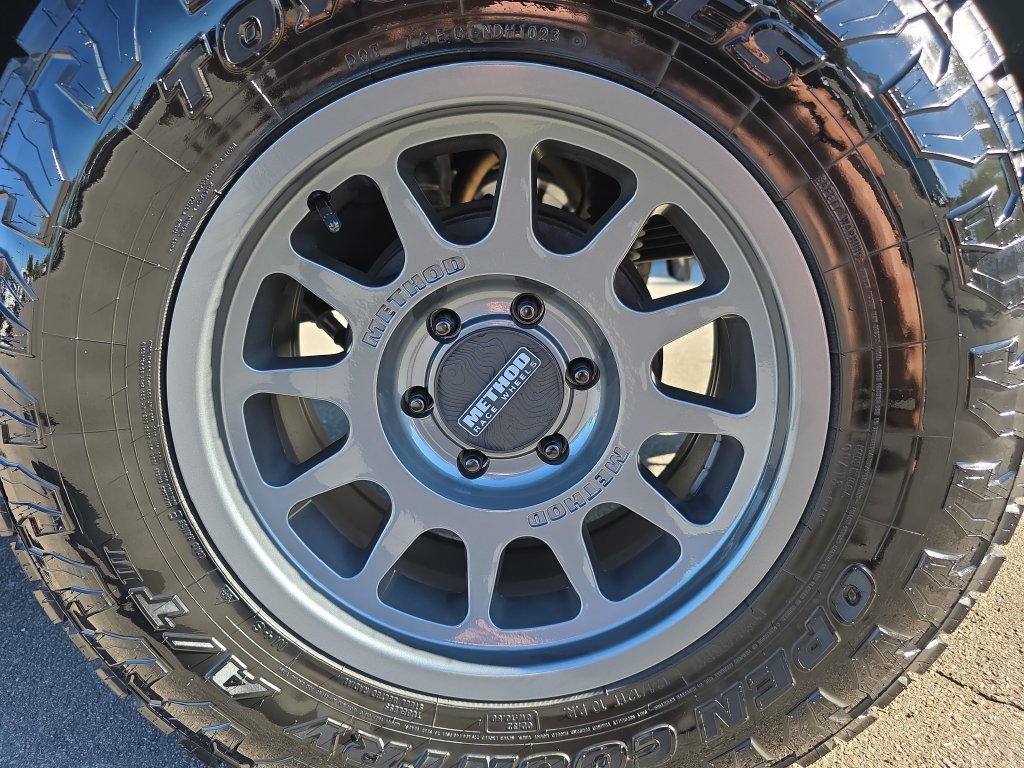 Used 2022 Toyota Tacoma TRD Sport w/ Technology Package AWD/4WD image 34