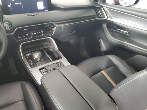 Certified 2024 MAZDA CX-90 Plug-In Hybrid w/ Premium Plus AWD/4WD image 18