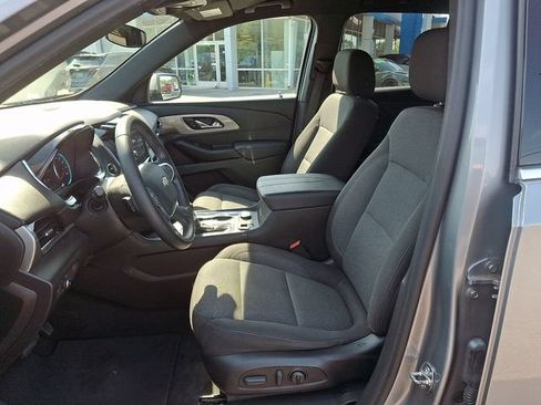 Used 2023 Chevrolet Traverse LT AWD/4WD image 13