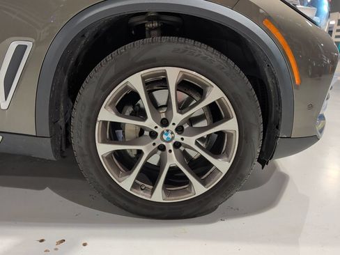 Used 2021 BMW X5 xDrive40i w/ Premium Package AWD/4WD image 6