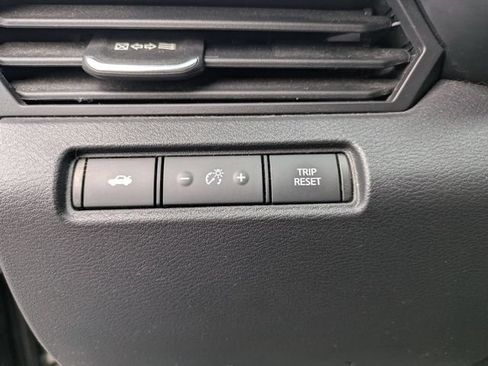 Used 2022 Nissan Altima 2.5 SV AWD/4WD image 15