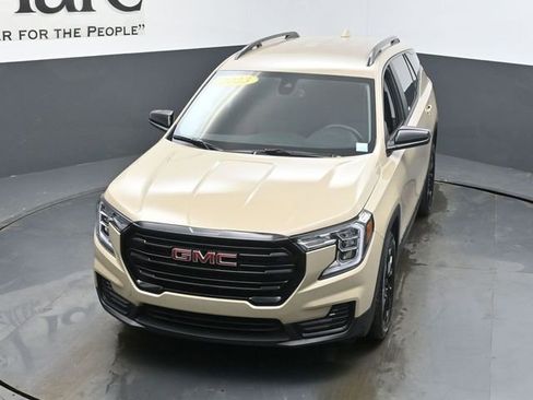 Used 2023 GMC Terrain SLE w/ Driver Convenience Package image 45