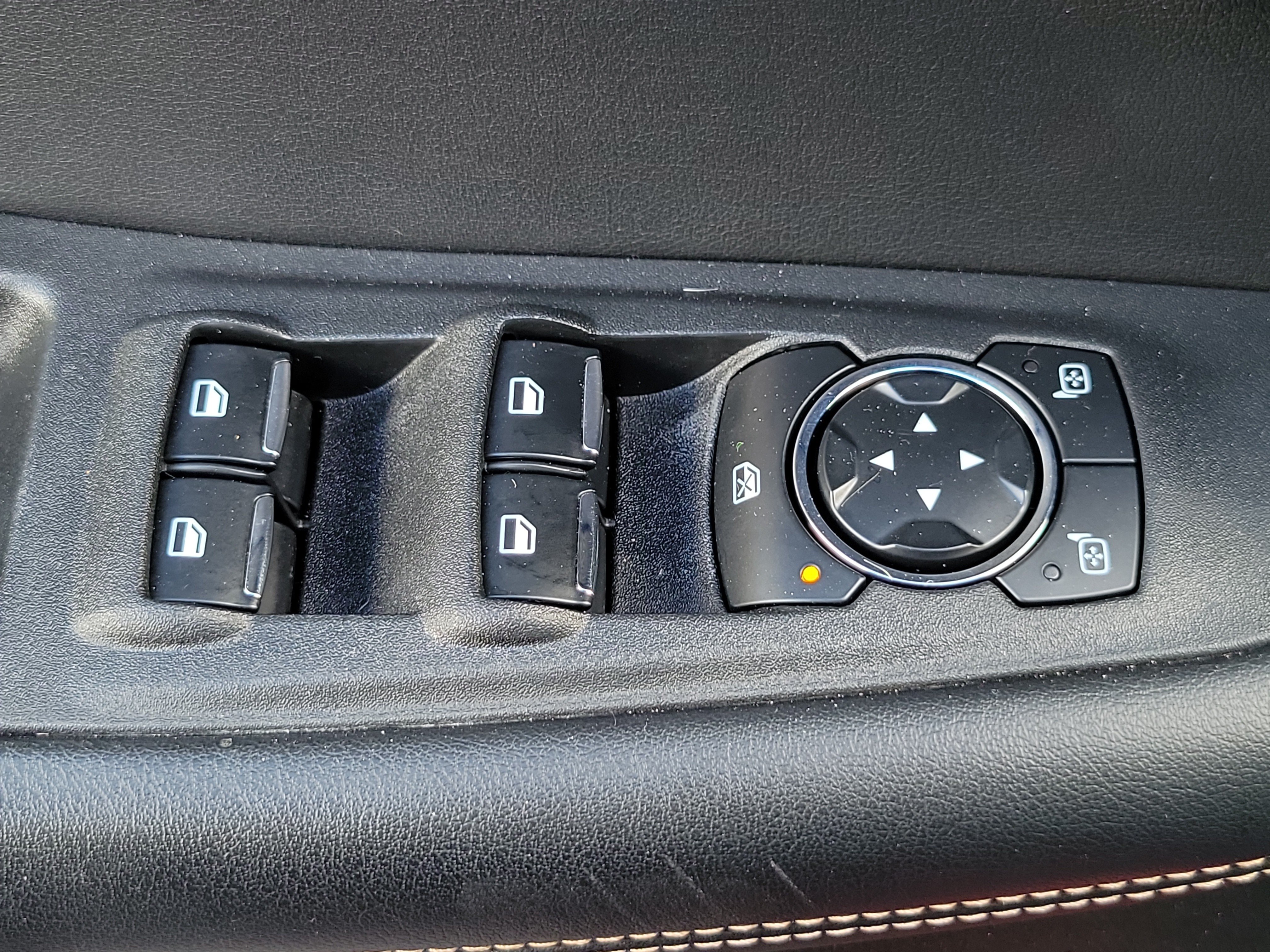 Used 2023 Ford Edge ST w/ Equipment Group 401A AWD/4WD image 29