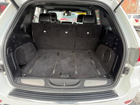 Used 2014 Jeep Grand Cherokee Limited image 16