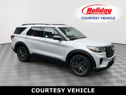 Used 2026 Ford Explorer ST-Line w/ ST-Line Street Pack AWD/4WD image 1