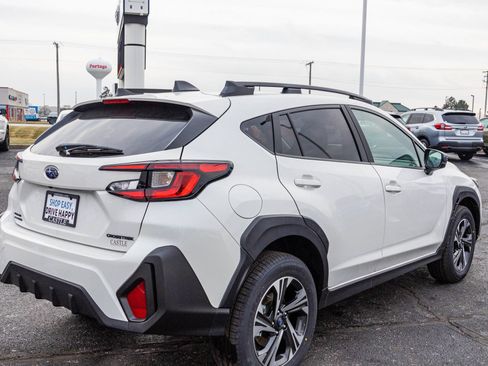 Used 2026 Subaru Crosstrek 2.5i Premium AWD/4WD image 13