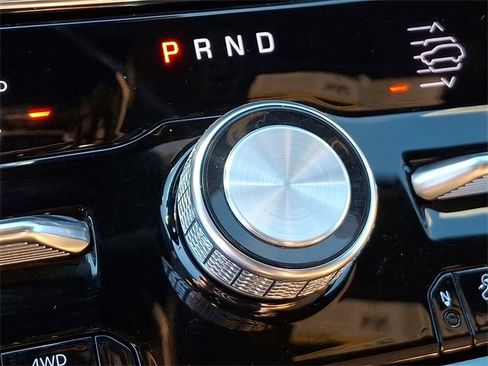 Used 2024 Jeep Grand Cherokee Summit image 14