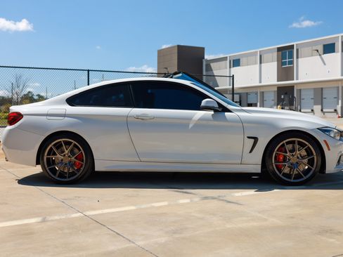 Used 2019 BMW 440i Coupe w/ M Sport Package image 18