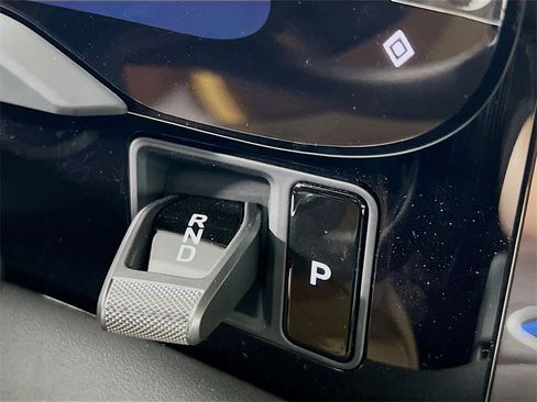 New 2025 Porsche Taycan image 19