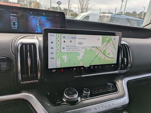 New 2026 Ford Expedition Max Platinum image 27