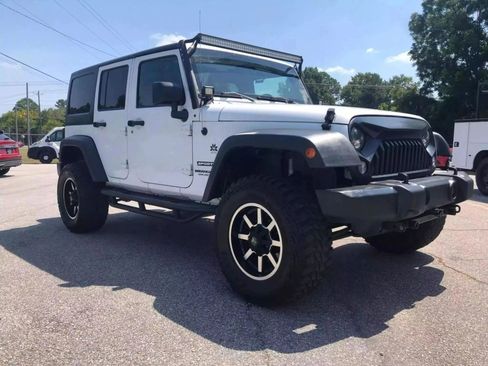 Used 2016 Jeep Wrangler Unlimited Sport w/ Quick Order Package 24S image 8