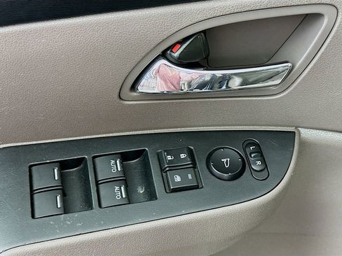 Used 2016 Honda Odyssey EX-L image 18