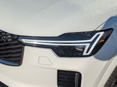 New 2026 Volvo XC90 T8 Plus w/ Protection Package Premier image 10