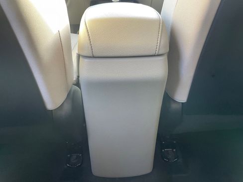 Used 2025 Kia Soul LX w/ LX Technology Package image 25