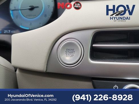 Used 2024 Hyundai Palisade Limited FWD image 25