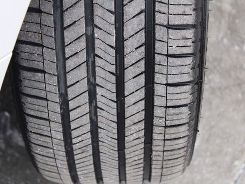 Used 2018 Cadillac XTS Luxury image 13