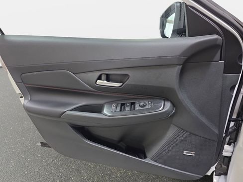 New 2026 Nissan Sentra SR w/ SR Premium Package FWD image 25