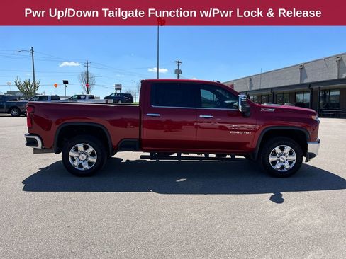 Used 2020 Chevrolet Silverado 2500 LTZ w/ LTZ Premium Package AWD/4WD image 7