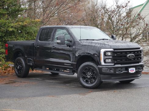 Certified 2023 Ford F350 Lariat w/ Black Appearance Package image 37