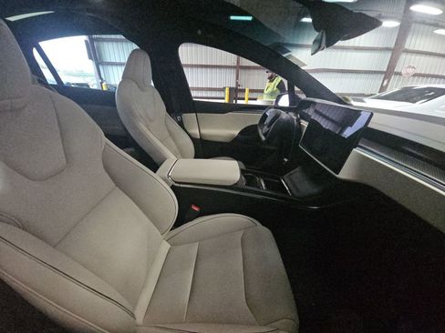Used 2024 Tesla Model X Plaid AWD/4WD image 18