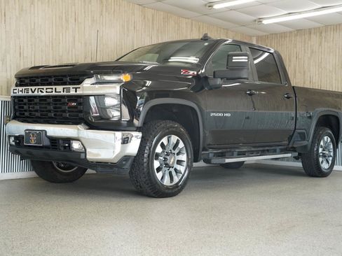 Used 2023 Chevrolet Silverado 2500 LT w/ Convenience Package AWD/4WD image 4