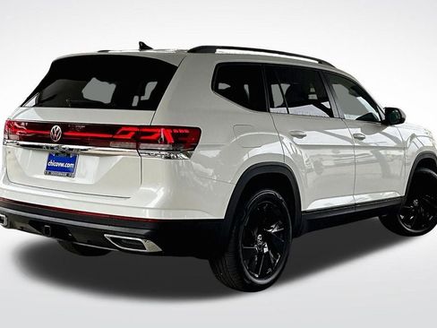 New 2026 Volkswagen Atlas SE image 10