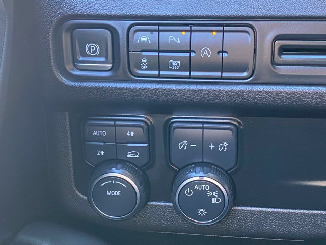 Used 2023 Chevrolet Tahoe RST w/ Sport Performance Package AWD/4WD image 22