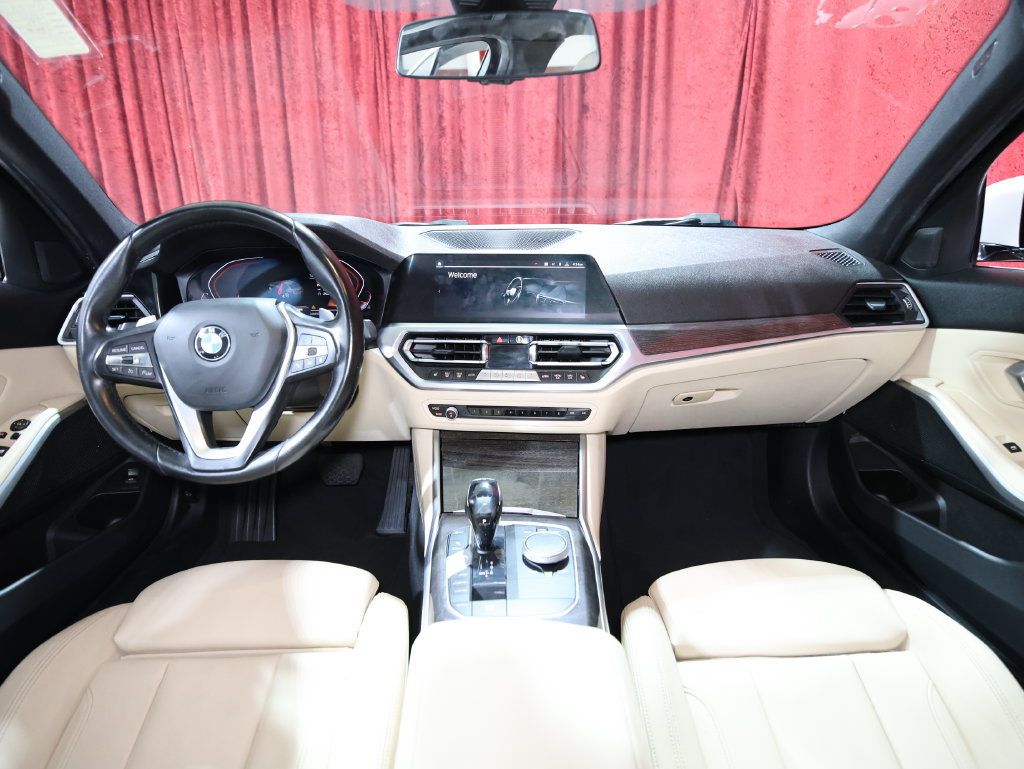 Used 2020 BMW 330i Sedan w/ Convenience Package RWD image 15