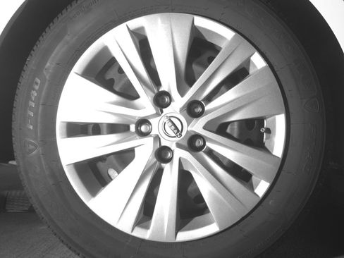 Used 2025 Nissan Sentra S FWD image 15